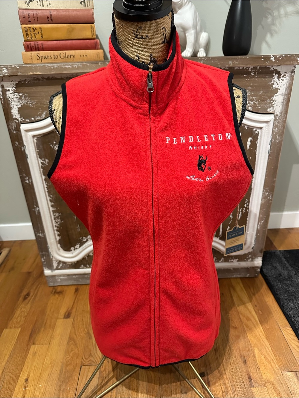 NEW Ladies Small Pendleton Fleece Vest
